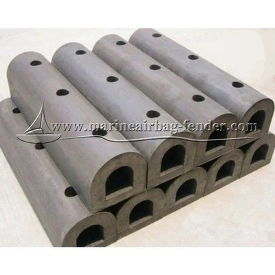 La bande de protection en caoutchouc solide de type D est extrudée DO Fender 24 mois garantie