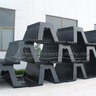 Fenders en caoutchouc de type arc V noir