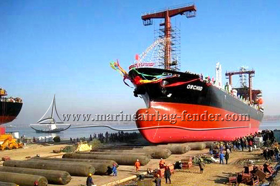 Lancement de bateaux Airbags lourds sans effort avec des airbags de levage de bateaux haute pression