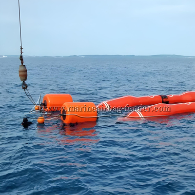 Bouée marine cylindrique Bouée océanique personnalisée avec panneaux solaires / Données en temps réel