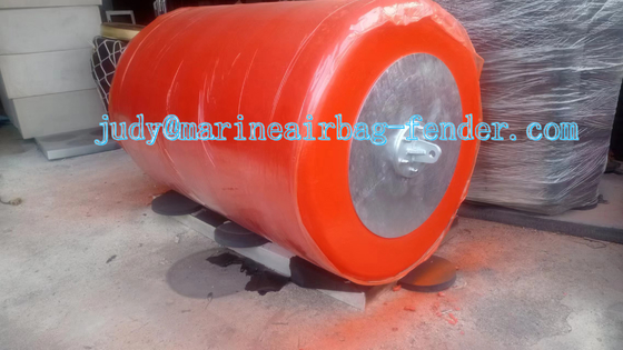 Densité 30-120 kg/m3 Fender en mousse EVA avec filet en chaîne filet de pneus et matériau extérieur en polyuréate
